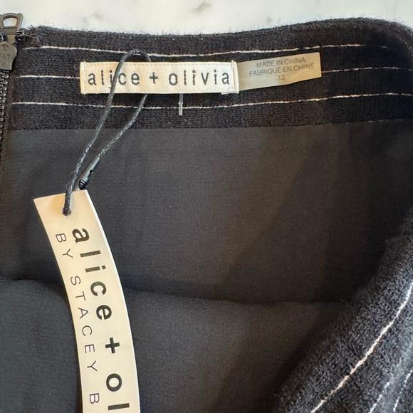 New Alice + Olivia Black Pinstripe Women's Skirt Asymmetrical Faux Wrap Size 12 - Picture 4 of 7